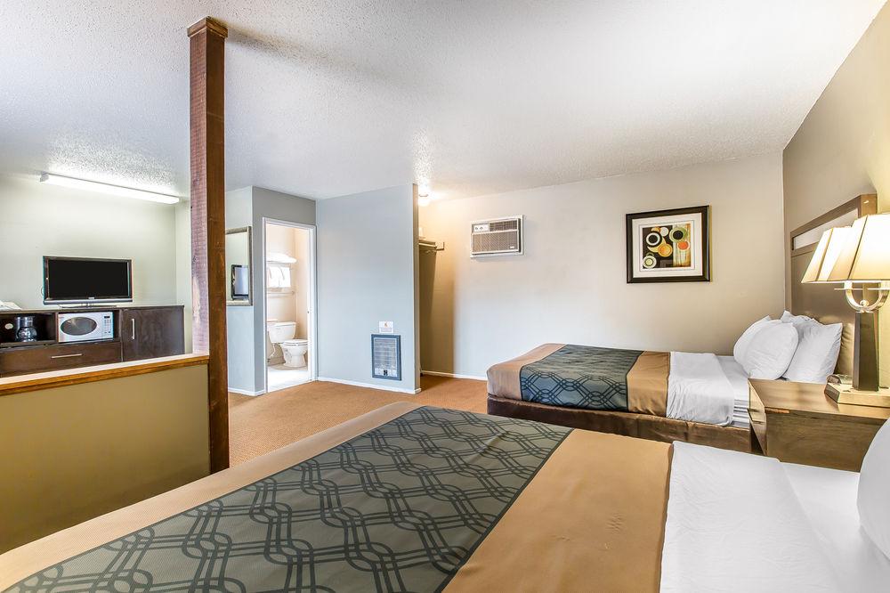 Econo Lodge Inn & Suites Уайрика Экстерьер фото