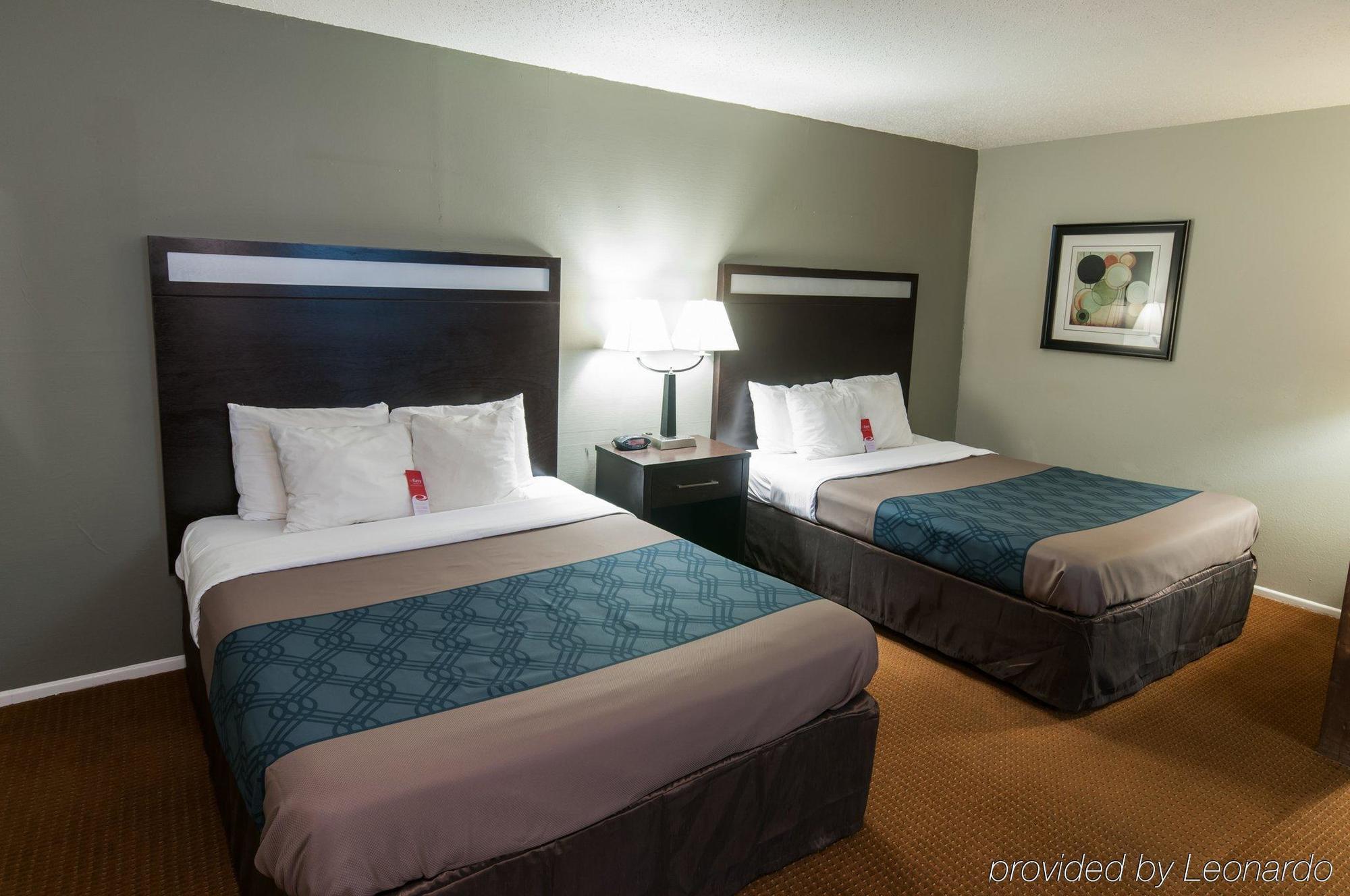 Econo Lodge Inn & Suites Уайрика Экстерьер фото